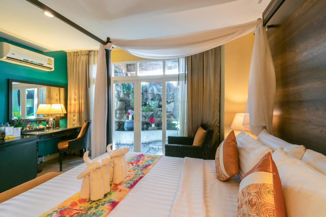 Hotel Baan Phuanda Phuket Zewnętrze zdjęcie